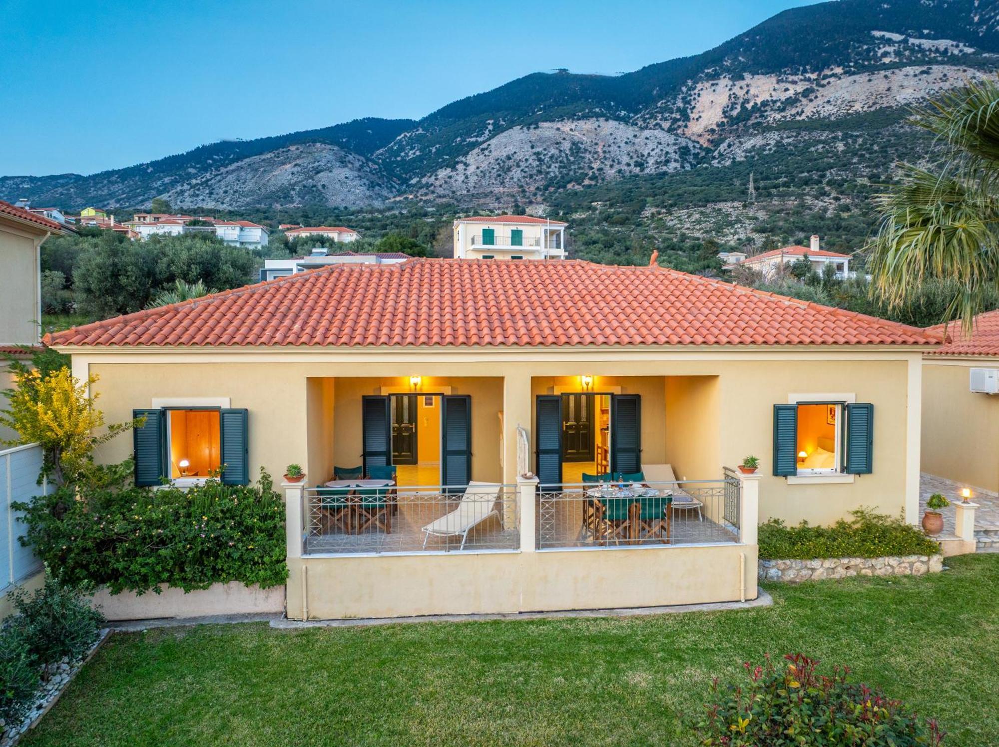 Eleftheria Apartments Vlachata Екстер'єр фото