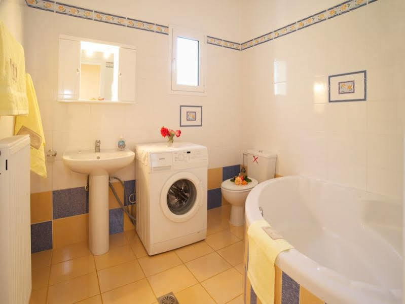 Eleftheria Apartments Vlachata Екстер'єр фото